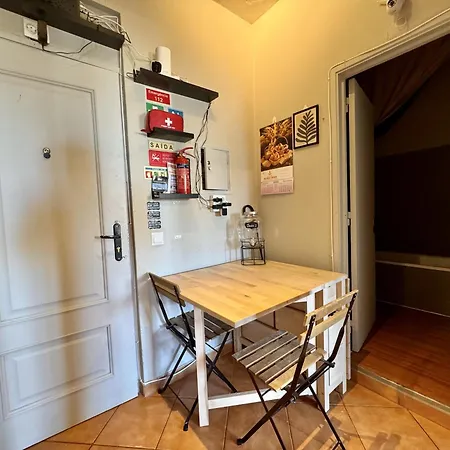 아파트 3 By Homing *